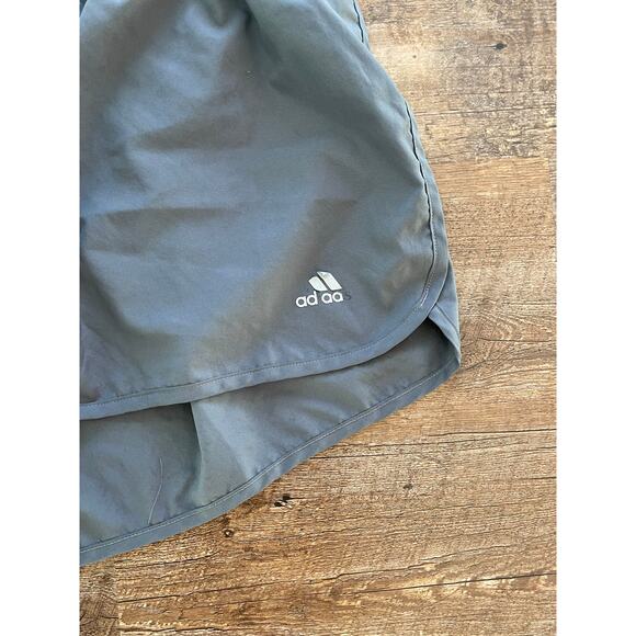 ADIDAS Gray running shorts XL  3" ladies - Picture 4 of 11
